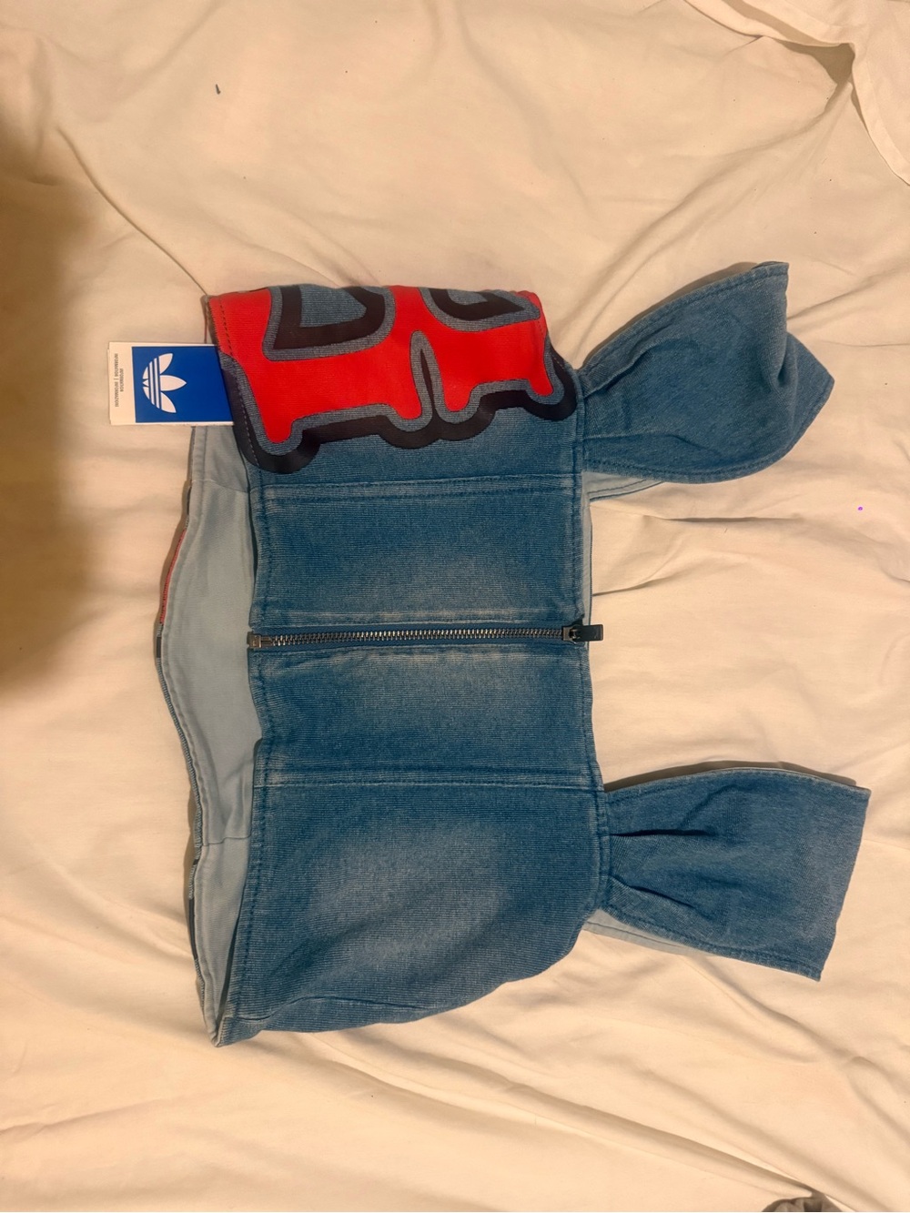 adidas Light Blue Crop Tank with Red Graphic - Picture 4 of 6